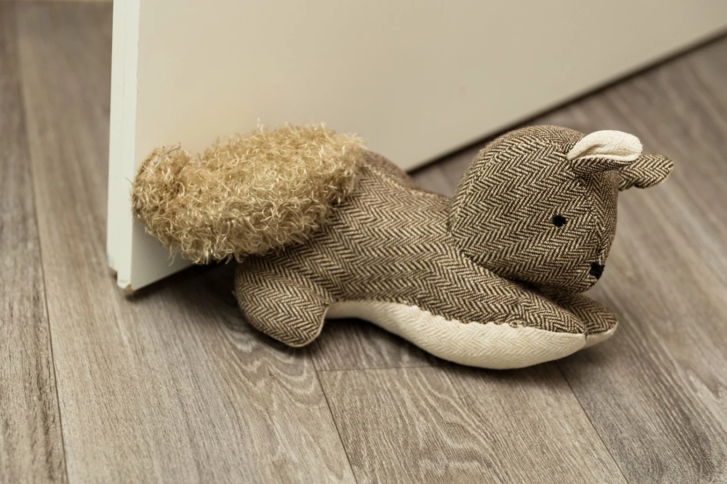 Türstopper EICHHÖRNCHEN PUSCHEL - braun 6 Türstopper EICHHÖRNCHEN PUSCHEL - braun – Bild 4